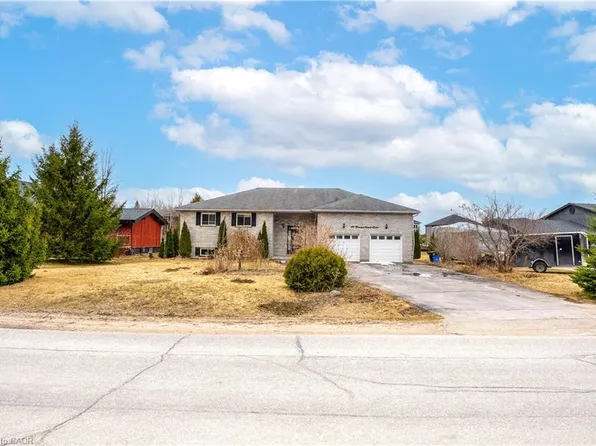 20 Wasaga Sands Dr, Wasaga Beach, ON L9Z 1J6