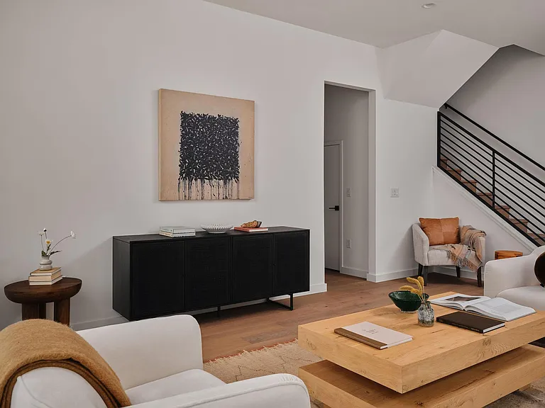 3019 Garwood St #1 — Photo 8