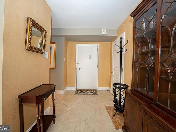 3rd image of 50 Belmont Ave APT 107