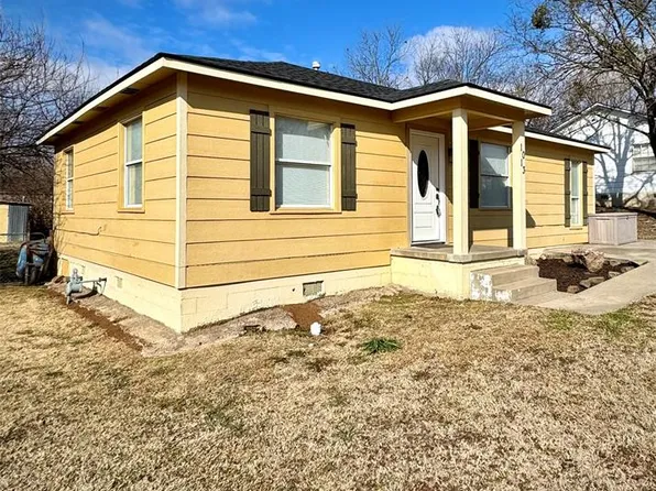 1013 Hillside Dr, Ada, OK 74820