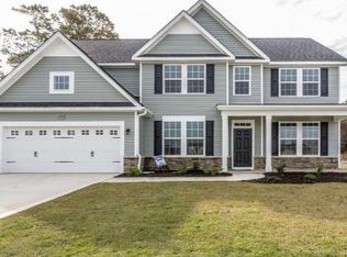 498 Royal Birkdale Dr, Raeford, NC 28376