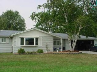 23861 Harrellson St, Macomb, MI 48042