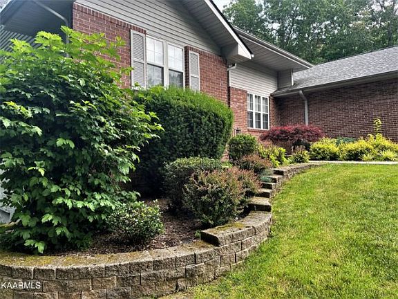 5th image of 5058 Atoka Ln