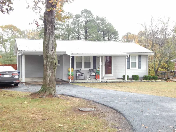 1509 Walnut St, Benton, KY 42025