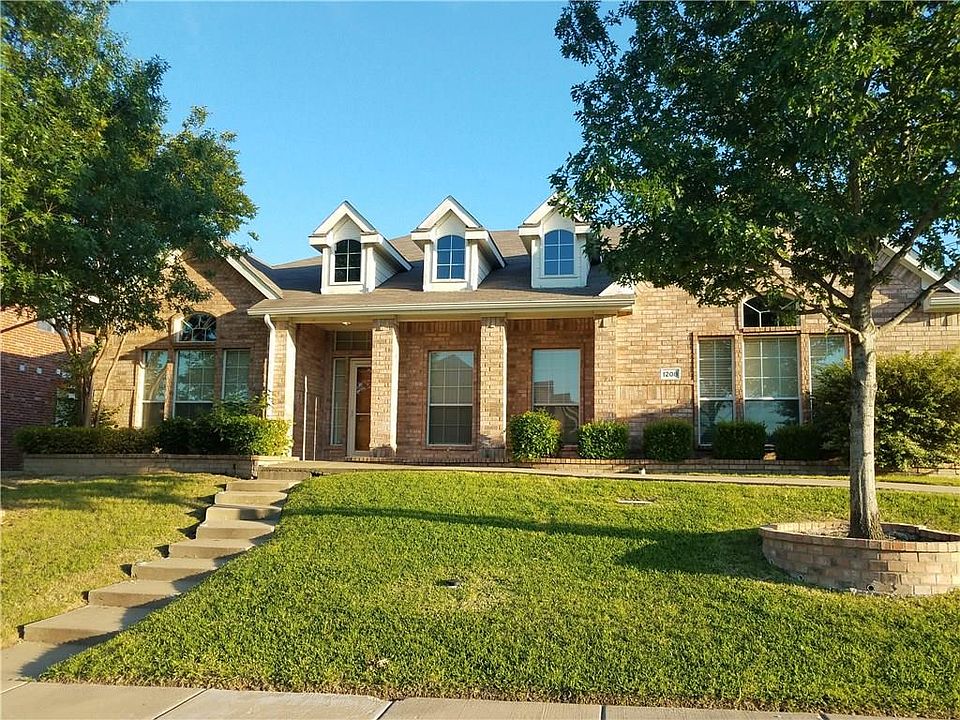 1st image of 1208 Ashford Dr