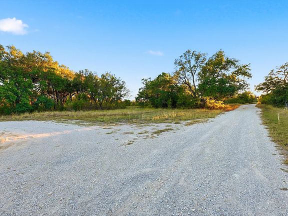 3rd image of 2401 Bear Creek Rd
