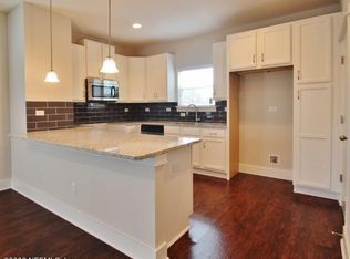 879 3rd Ave S, Jacksonville Beach, FL 32250