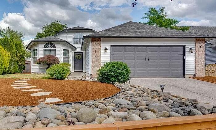1st image of 409 NE 175th Ave