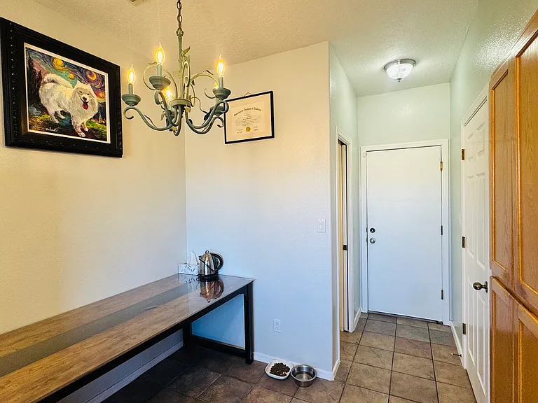 7201 Natalie Janae Ln NE — Photo 4