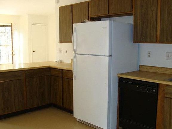 3rd image of 1496 Padula Dr
