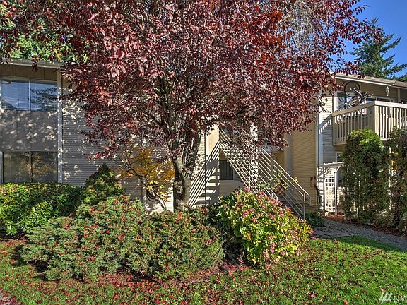 2nd image of 17302 NE 45th St APT 102