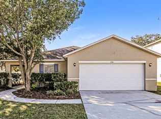 2126 Hunters Greene Dr, Lakeland, FL 33810
