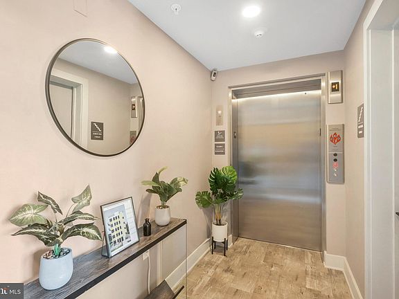 5th image of 1245 N Pierce St Unit 12