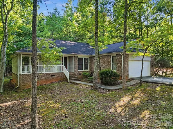 5607 Dorchester Ave, Harrisburg, NC 28075