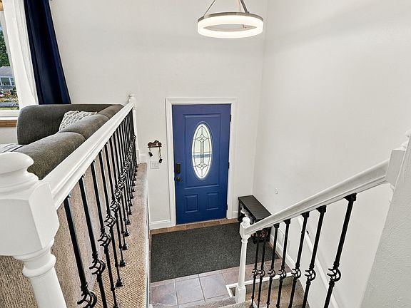 4th image of 116 Woodcrest Way