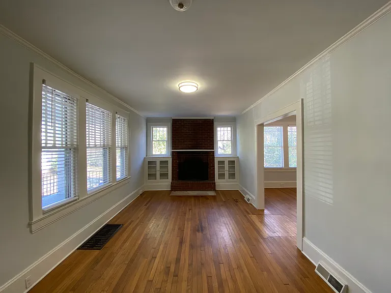 1912 Elizabeth Ave — Photo 7