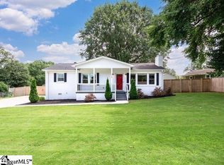 902 Brushy Creek Rd, Taylors, SC 29687