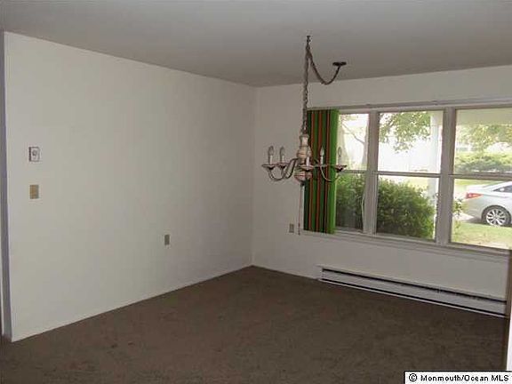 3rd image of 807 Westminster Court #A