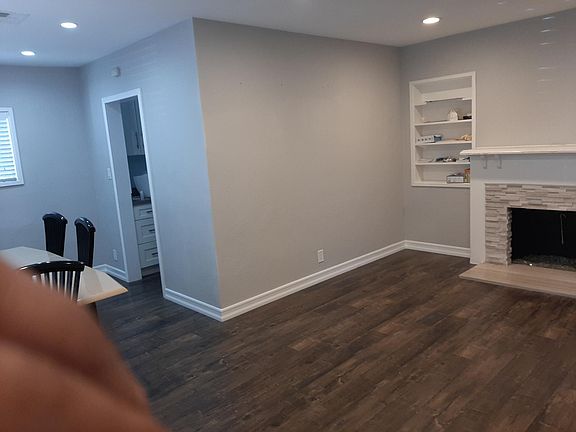 3rd image of 5640 Denny Ave