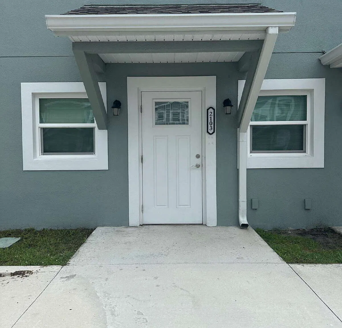 1895 Convair St SE — Photo 4