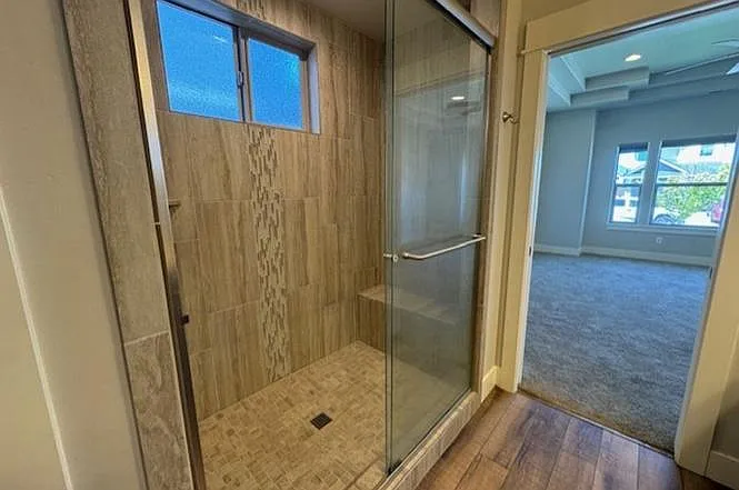 20587 Rolen Ave — Photo 3