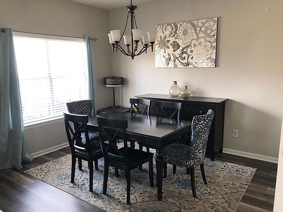 5th image of 801 Vantage Ct