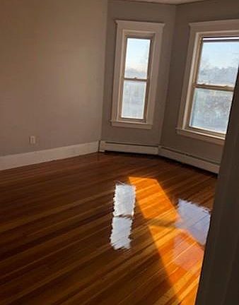 2nd image of 366 Geneva Ave #3