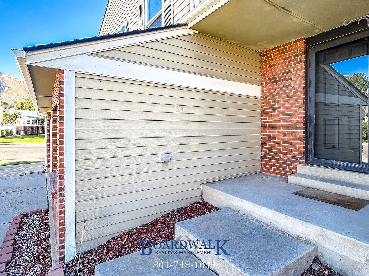 5 bed, 2.5 bath, 2639 sqft, $2,650 — Photo 4
