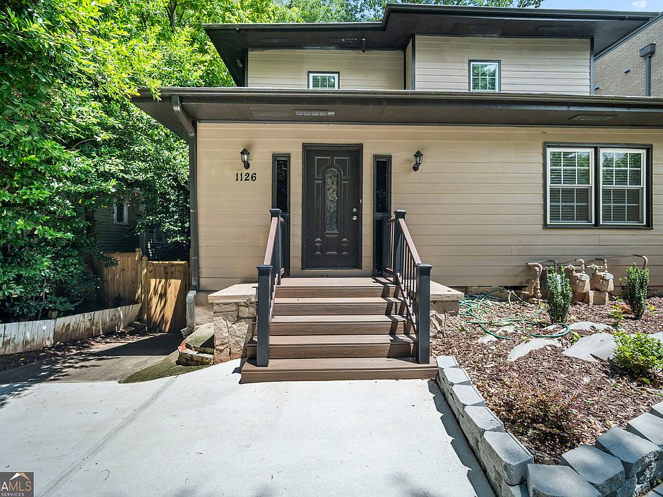 1st image of 1126 Briarcliff Pl NE APT 2