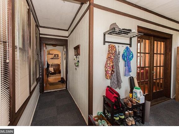 2nd image of 847 Raymond Ave