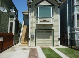 1734 8th St, Oakland, CA 94607