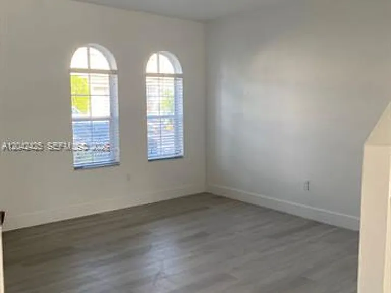 5245 NW 112th Ave #Townhouse 8 — Photo 19