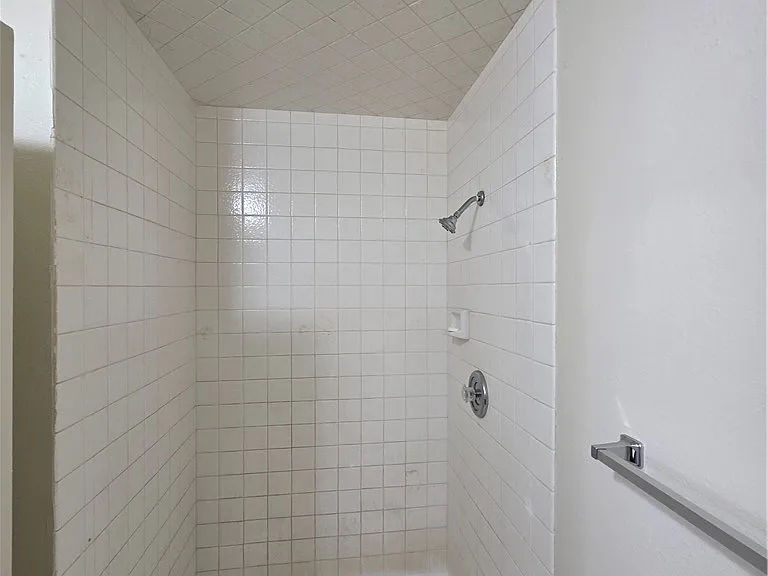 6671 W Tropicana Ave #202 — Photo 41