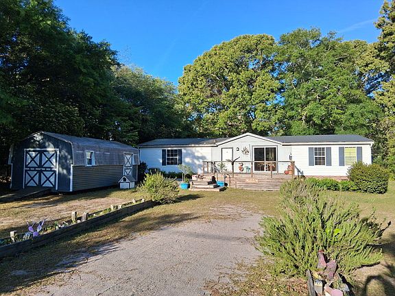 2nd image of 115 Marion Dr