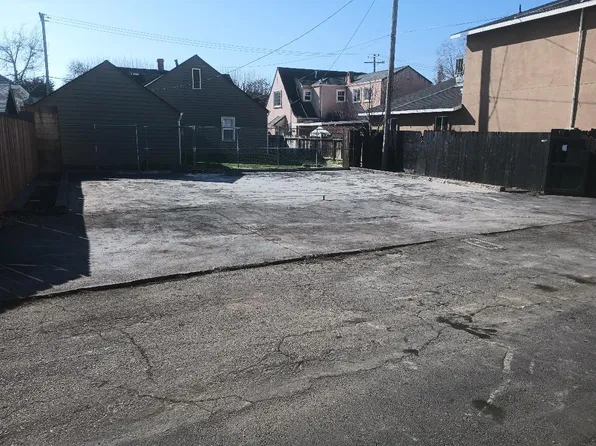 7 Chestnut St, Lodi, CA 95240