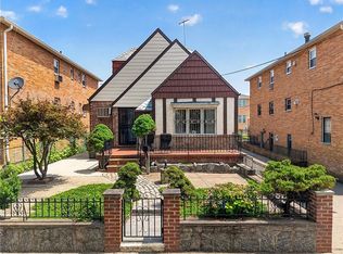 4739 197th St, Flushing, NY 11358