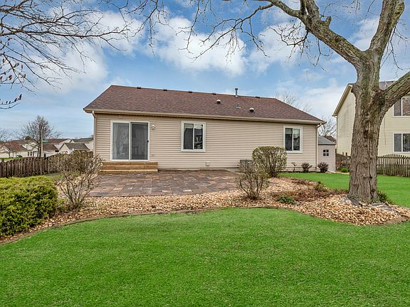 4th image of 2769 Yosemite Dr