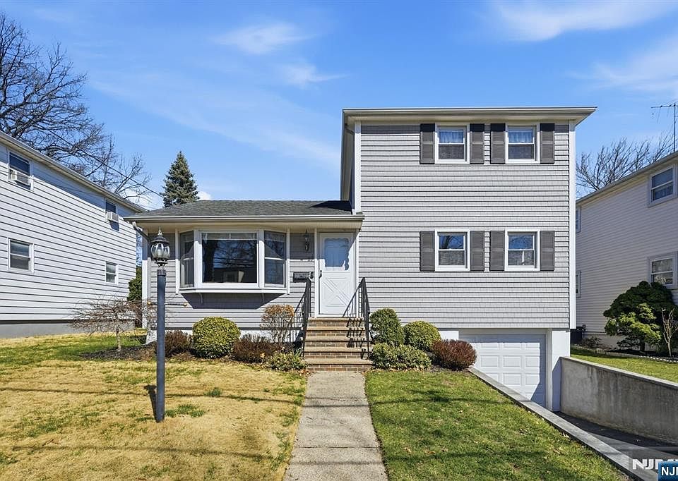 1st image of 89 Larch Ave