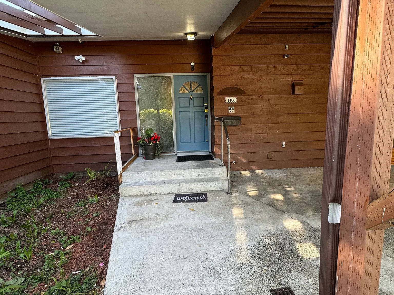 1406 SW Henderson St — Photo 2