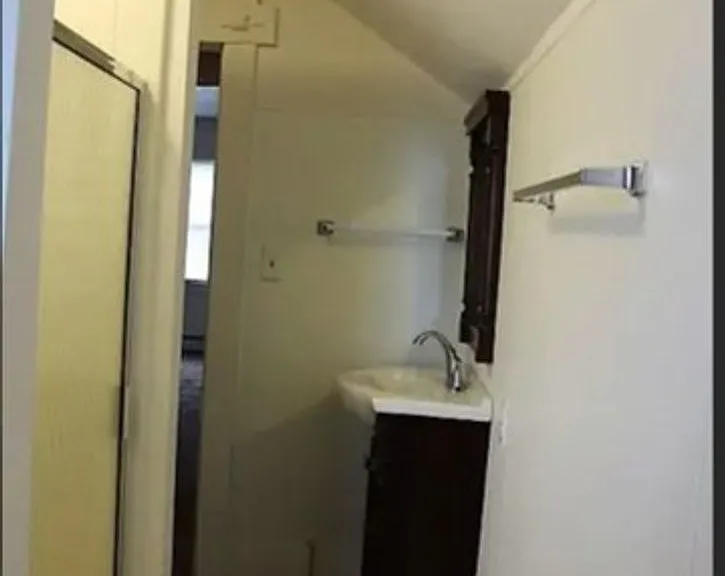 513 Rodd St — Photo 14
