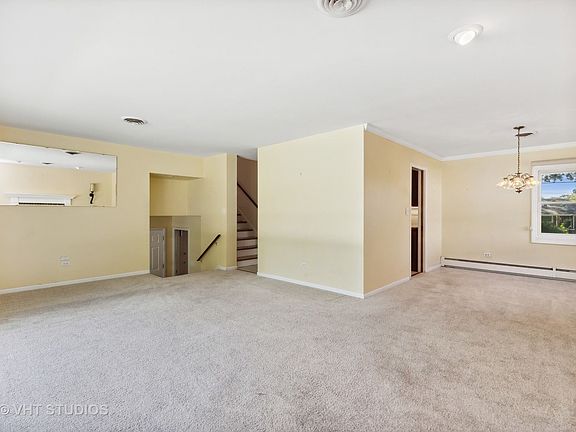 4th image of 2422 N Poplar St