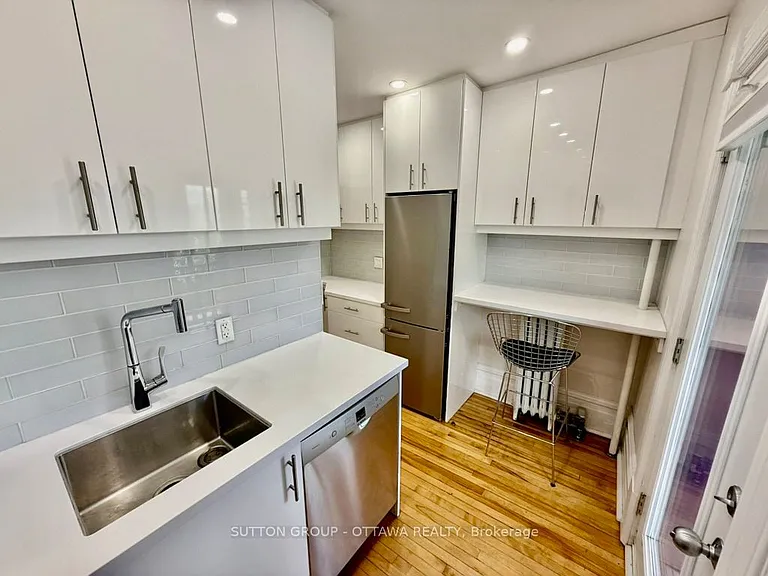 149 Saint Andrew St #2A — Photo 19