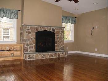 5th image of 1606 Lynnewood Dr