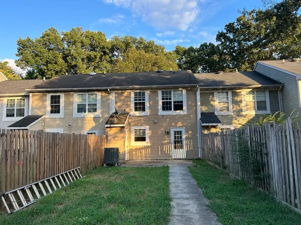 4147 Bluebird Dr, Waldorf, MD 20603