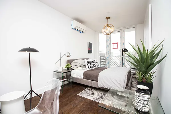 Rented by Reside New York | media 27