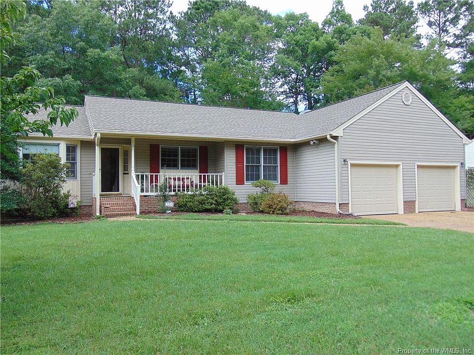 1st image of 103 Wellington Cir