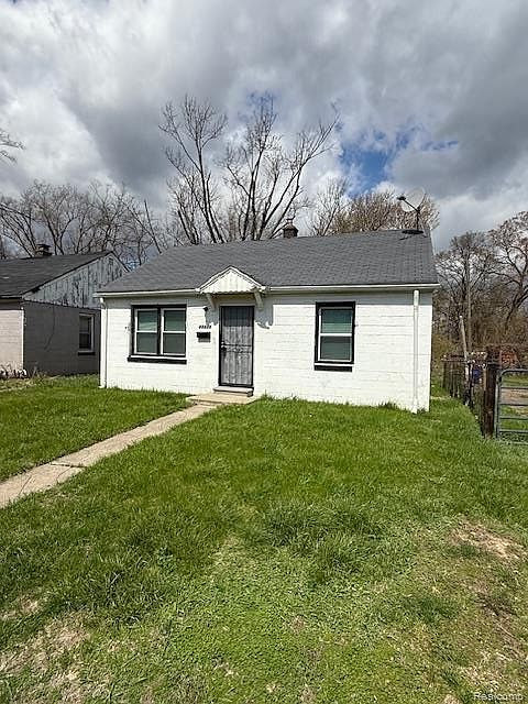 1st image of 21530 W Davison St
