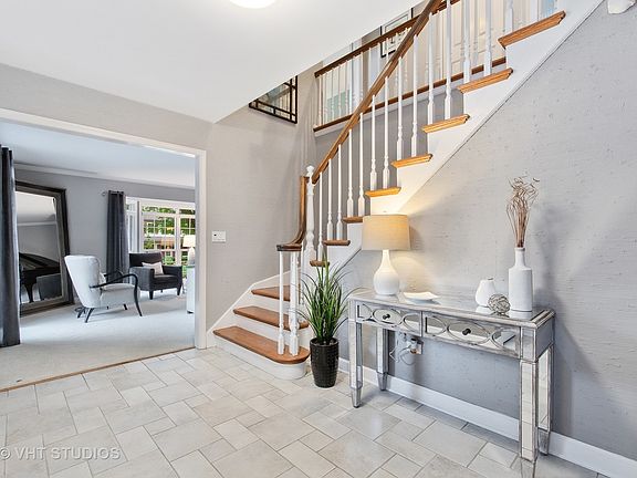 2nd image of 206 Alpine Dr