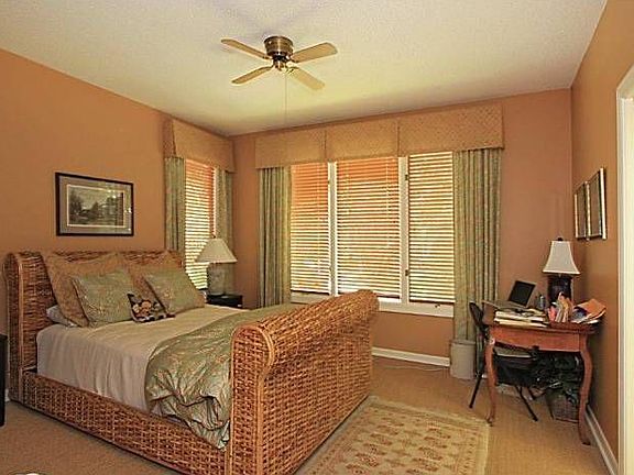 2nd image of 1 Long Marsh Ln