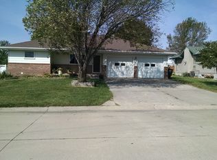 1075 Oak St, Syracuse, NE 68446